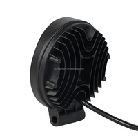 Lumière à haute luminosité 33 LED 99W 12-24V IP67K étanche avec dissipateur de chaleur surdimensionné, lentille LEXAN incassable, certifiée CE, ajustement universel