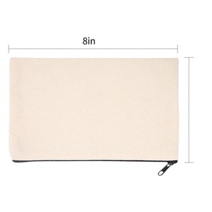 Pochette à maquillage personnalisée avec fermeture éclair, en toile de coton recyclé écologique, avec broderie florale L - Product Image 1