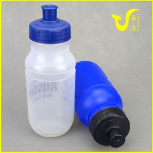Muestra gratuita: Botella de agua deportiva personalizada de fácil agarre con sistema de presión para ciclismo y deportes. - Product Image 3