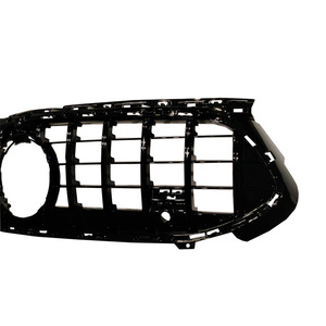 Griglia Anteriore Serie GT Nero Lucido A45 AMG per <span class=keywords><strong>Mercedes</strong></span> Benz <span class=keywords><strong>Classe</strong></span> <span class=keywords><strong>A</strong></span> W177 Lci 2023-2025 - Product Image 5