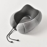 Oreiller de voyage portable pliable en forme de U, coussin compact en peluche avec pochette de rangement pour avion, voiture, maison, bureau, sieste