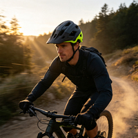 Casque de cyclisme aérodynamique pas cher, fourni par l'usine OEM, avec visière réglable et amovible, ultraléger pour hommes et femmes, pour la route et le VTT.