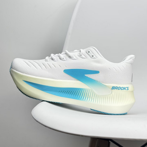 Chaussures <span class=keywords><strong>de</strong></span> <span class=keywords><strong>course</strong></span> unisexe Glycerin Max 2 à dégradé <span class=keywords><strong>de</strong></span> couleurs, respirantes, avec empeigne en maille, amorti et semelle antidérapante – Vente en gros usine - Product Image 6