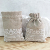 Petit sac à bijoux personnalisé en jute tricoté avec cordon de serrage pour cadeau en chanvre
