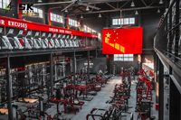 SK Ensemble complet d'équipements de fitness, machine de musculation à charge libre pour l'entraînement des pectoraux, des jambes et du dos, pour salle de sport commerciale et club de musculation