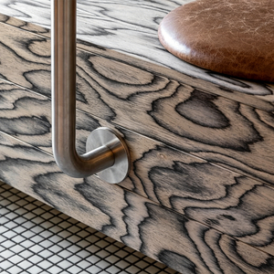 Estructura robusta de barra curva para cafetería moderna; diseño ecológico con encimera de madera y estantes integrados - Product Image 3