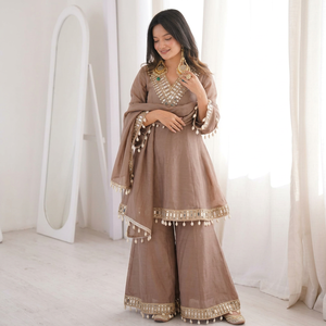Conjunto de Kurti Corto y Sharara con Bordado de Espejos, Ropa Étnica India al por Mayor, Traje de 3 Piezas de Seda y Chifón de Diseñador, Salwar Kameez Pakistaní - Product Image 6