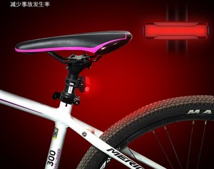 A02 100 heures COB LED Feu arrière de <span class=keywords><strong>vélo</strong></span> rechargeable <span class=keywords><strong>Casque</strong></span> de <span class=keywords><strong>vélo</strong></span> Feu arrière de <span class=keywords><strong>vélo</strong></span> - Product Image 4
