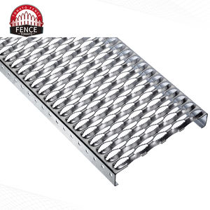 <span class=keywords><strong>Plaque</strong></span> antidérapante galvanisée en métal perforé pour les escaliers et le sol - Product Image 1