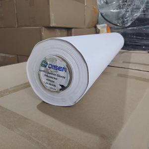 DISEN Precio al por mayor 440gsm exterior brillante blanco mate Flexible <span class=keywords><strong>Banner</strong></span> rollo recubierto laminado PET PVC Flex Frontlit <span class=keywords><strong>Banner</strong></span> rollos - Product Image 3