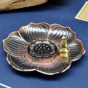 Support d'<span class=keywords><strong>encens</strong></span> 2-en-1 en alliage, motif fleur de prunier, brûleur d'<span class=keywords><strong>encens</strong></span> <span class=keywords><strong>sauge</strong></span> blanche, cendrier en métal, ornement de décoration intérieure - Prix usine - Product Image 2