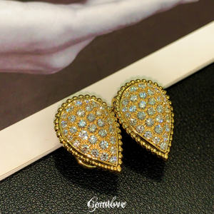 Pendientes de Diamante de Laboratorio en Forma de Lágrima GEMLOVE de 2.3CT - Joyería Nupcial de Oro Amarillo de 18K con Certificación IGI - Product Image 3