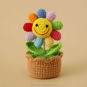 Maceta de Girasol Sonriente Tejida a Crochet, Hecha a Mano, Mini Maceta de Girasol de Ganchillo - Product Image 4