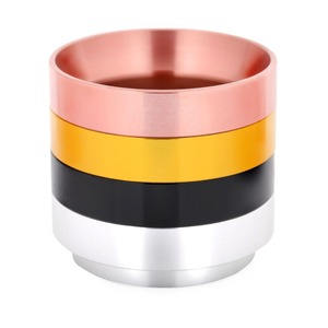 Dispensador universal de polvo de aluminio de 58 mm para máquinas de café expreso con recogedor de polvo sin imán, plateado y negro - Product Image 1