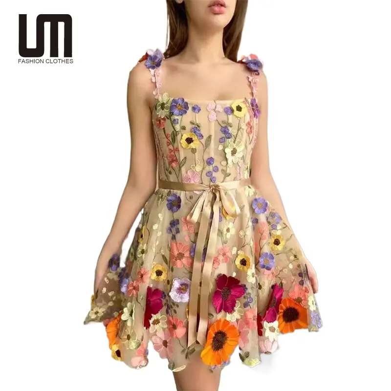 Liu Ming 2024 tren Fashion elegan wanita 3D bunga bordir bungkus pinggul seksi Gaun A Line
