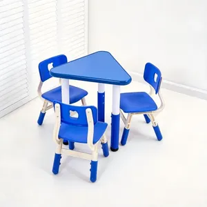 Table d'activités triangulaire à hauteur réglable, résistante aux hautes températures, pour salle de classe - Product Image 1