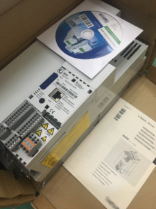Controlador de Motor de Frecuencia Variable E84AVHCE1534VX0 Usado, Controlador de Motor E84AVHCE1534VX0, Frecuencia de Accionamiento E84AVHCE1534VX0 E84A - Product Image 1
