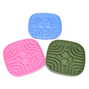 Yeni tasarım anti-boğulma silikon köpek kasesi vantuz ile Pet kedi köpek maması besleme yavaş besleyici kase yemekleri - Product Image 6