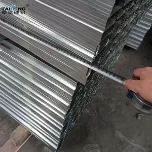 칠레 150mm 아연 도금 강철 스터드 석고 천장 금속 철 스터드 Galvanizado 프로필