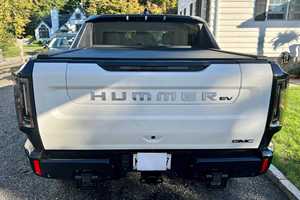 Camioneta GMC <span class=keywords><strong>Hummer</strong></span> EV de Doble Cabina USADA - Product Image 2