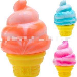 Nouveau produit Nedoh : Ensemble de jouets de crème glacée réalistes en forme de torche, cône et tube, style dessin animé doux, en matériau EVA promotionnel, unisexe - Product Image 3