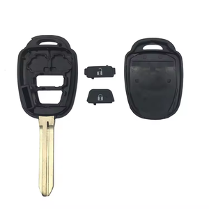 Carcasa de Llave de Coche con Control Remoto de 2 Botones para Land Cruiser y Corolla 2007 - Product Image 1