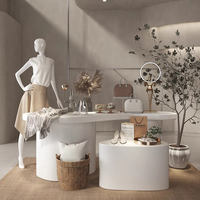 Présentoir de Luxe en Bois Blanc pour Vêtements et Mobilier Commercial Moderne pour Hôtels et Centres Commerciaux