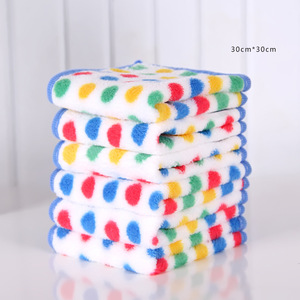 Paño de Cocina de Microfibra Coral con Diseño de Puntos, 25x25cm 30x30cm, Altamente Absorbente, para una Limpieza Duradera - Product Image 5