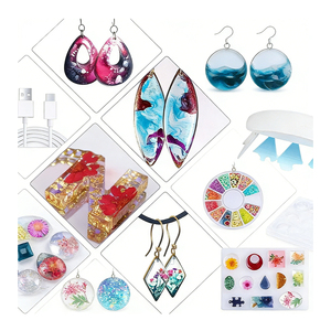 Kit de bijoux faits main DIY : Résine UV transparente, époxy dur, moules en silicone, feuilles de paillettes, fleurs, pendentifs, boucles d'oreilles, porte-clés - Product Image 5