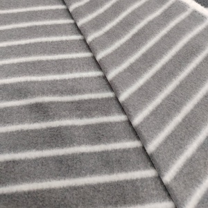 Nuevo Tejido Polar de Punto Teñido 100% Poliéster, 248 g/m², Cálido y Reciclado para Invierno y Prendas de Vestir - Product Image 2