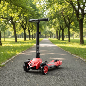 Patinete Plegable de Aleación de Aluminio y Plástico para Niños de 2 Años, Bicicleta de <span class=keywords><strong>Pedales</strong></span> de Tres Ruedas, Ruedas Silenciosas, Plegado con un Botón, Luz Incluida - Product Image 3