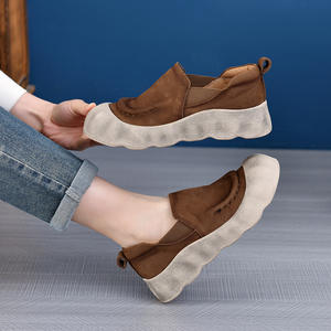 2025 printemps nouveau Style en cuir véritable mocassins décontractés chaussures simples faites à la main avec bout rond et talon plat Style de marche rétro - Product Image 2