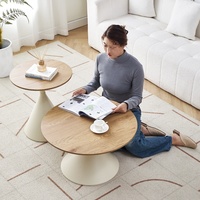 Table d'appoint mobile moderne simple et haut de gamme Table basse en acier au carbone de style crème Normcore pour la maison petits meubles de salon