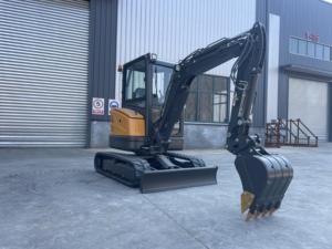 Excavadora Hidráulica Mini de 2.7 Toneladas JIAHE, Máquina de Excavación con Certificación CE y EPA, Cabina Cerrada, Precio de Fábrica - Product Image 2