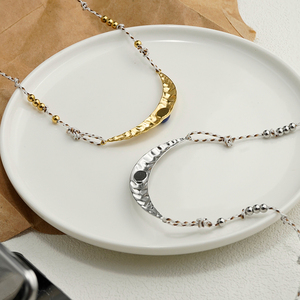 18K oro Acero inoxidable piedra azul Natural martillo patrón media luna forma encanto colgante cuerda trenzada cadena collar P253629 - Product Image 4