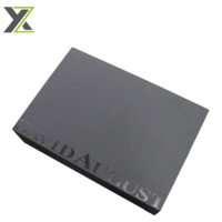 Boîtes sur mesure extra larges pour chemises avec logo UV sélectif, pelliculage mat, gaufrage, finition noir mat, épaisseur 2 mm