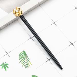 Bolígrafo Metálico con Logotipo Personalizado, Diseño de Trébol de Cuatro Hojas, Recarga Parker, Colores Elegantes, Ancho de Escritura de 1.0 mm, No Borrable, Novedoso, Promocional - Product Image 6