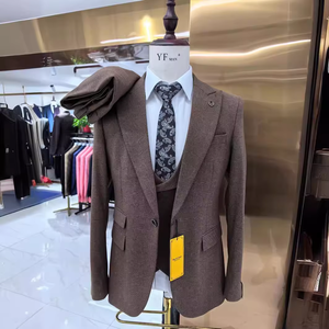 Completo Formale da Uomo Marrone 3 Pezzi Taglie Forti, Smoking Aderente Vintage Scozzese con un Bottone, Giacca, Gilet e <span class=keywords><strong>Pantaloni</strong></span> - Product Image 1