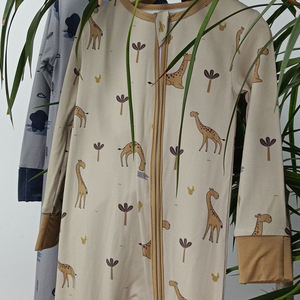 ชุดรอมเปอร์เด็กอ่อนผ้าไผ่แบบยูนิเซ็กซ์ มีปลายแขนแบบพับได้ ซิป YKK แบบ <span class=keywords><strong>2</strong></span> ทาง สามารถพับเท้าได้ - Product Image 5