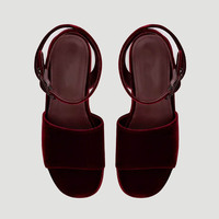 Nouvelles sandales plates à plateforme épaisse pour femmes, design estival, logo personnalisé, vente en gros d'usine, chaussures à bride cheville en velours