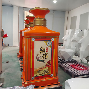 K251 Extérieur Hôtel Shopping Plaza Décoration Fibre de Verre <span class=keywords><strong>Magnum</strong></span> Sculpture Ornement Résine Artisanat Bouteille de Vin Jeroboam pour Parc - Product Image 4
