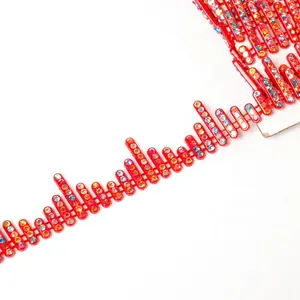 时尚一排彩色水晶水钻绑带红色pascics镶嵌装饰水钻杯链，用于服装