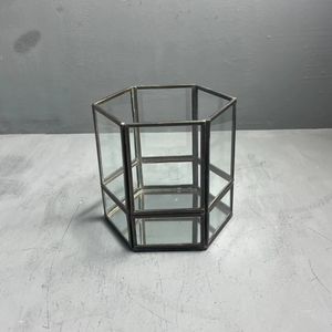 Votivo Decorativo Hecho con Latón y Vidrio/Espejo, Utilizado para Productos de Joyería, Exhibición y Almacenamiento, Proveedor de la India - Product Image 1