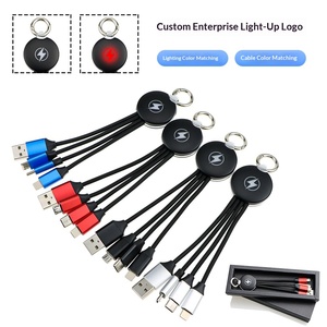 Individuelles Logo 3-in-1 <span class=keywords><strong>USB</strong></span>-Kabel Schlüsselanhänger-Ladegerät 5V2A Werbeartikel Geschenkset für Männer Frauen LED Leuchtendes Datenkabel - Product Image 2
