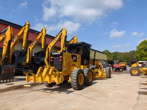 รถเกรดเดอร์ CAT 140K มือสอง สภาพดีเยี่ยมจาก Caterpillar พร้อมริปเปอร์หลังและชั่วโมงการทำงานต่ำ - Product Image 2