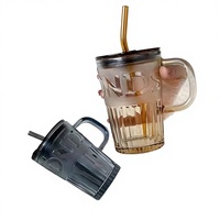Verre de grande capacité de style Ins avec couvercle et paille, tasse à thé aux fruits et à café glacé pour adultes