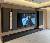 Mueble de TV Personalizado para Sala de Estar, Acabado en Melamina de Madera, Panel Decorativo con Aspecto de Piedra, Mueble de TV con Gran Espacio de Almacenamiento para el Hogar