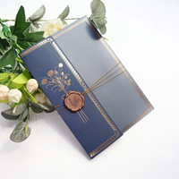 Suite d'invitations de mariage personnalisées avec dorure à chaud, pochettes, sceau de cire, cordon doré et insert en acrylique pour la papeterie de cérémonie de mariage