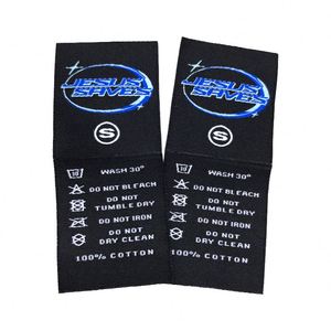 Étiquettes tissées personnalisées pliées au centre pour l'entretien et la taille des vêtements, étiquettes intérieures pour le col des t-shirts - Product Image 2
