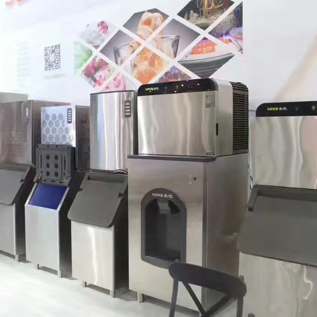 Self Service Ice Maker Vending Machine